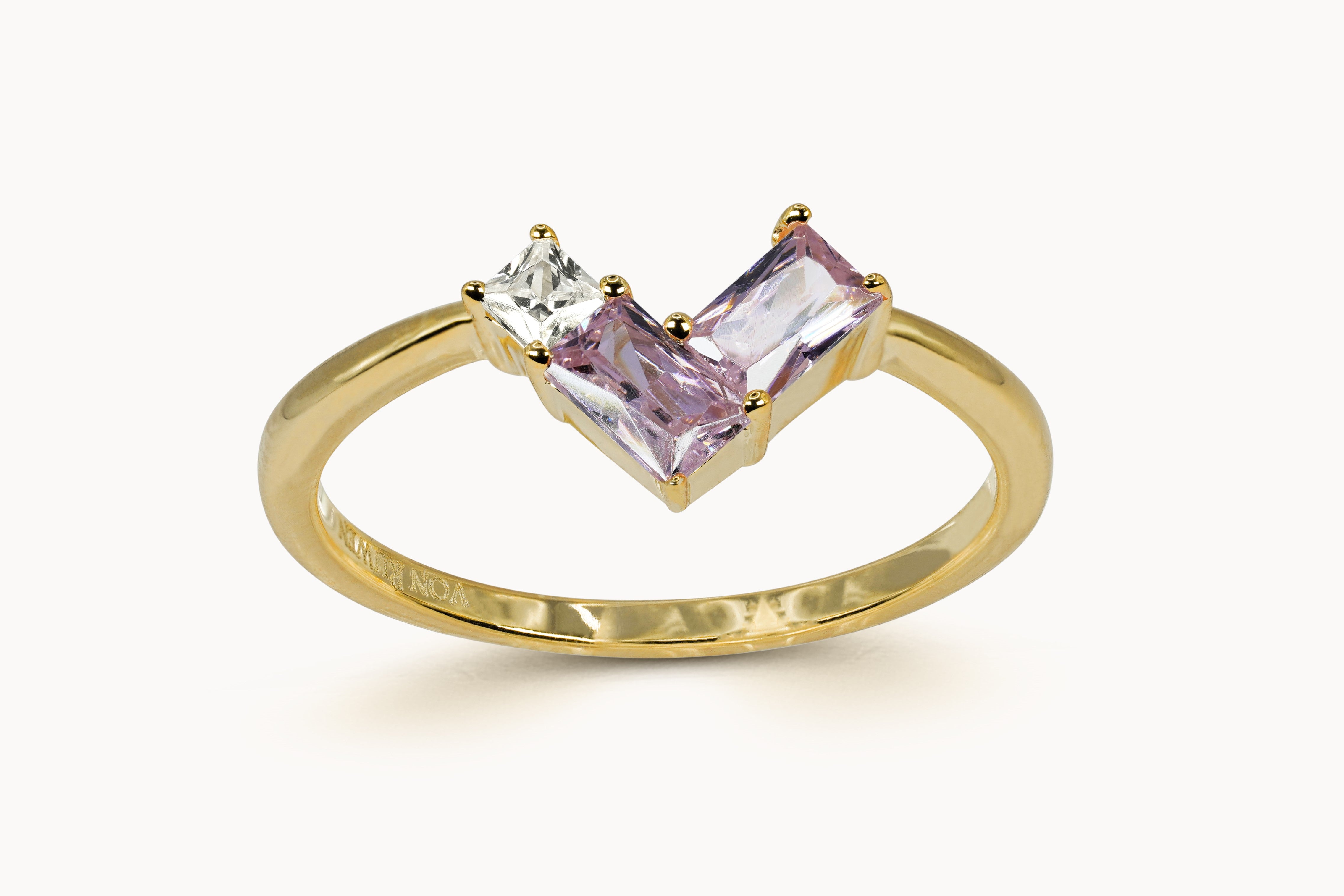 Sapphire Rendezvous Ring | Saphir Verlobungsring | VON RUWEN