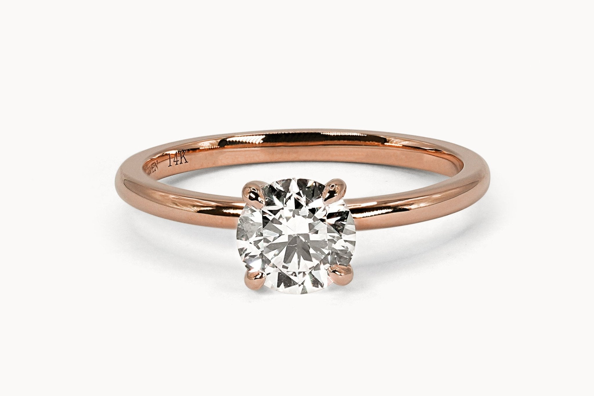 Brillant Solitaire Ring – Hochwertiger Schmuck: Ring aus Moissanit in 14K Gelbgold von VON RUWEN